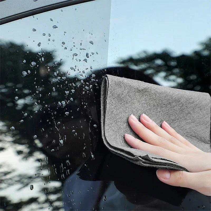 Ultrafine Magic: Special Microfiber Cleaning Cloths for Glass and Home scrubbing